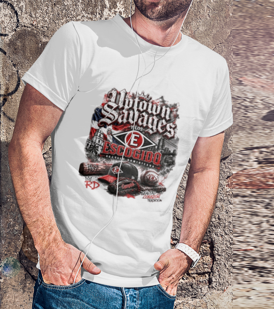 Uptown Savages Y Los Escogido Desde 1922 Orgullo Dominicano Tradición RD T-Shirt
