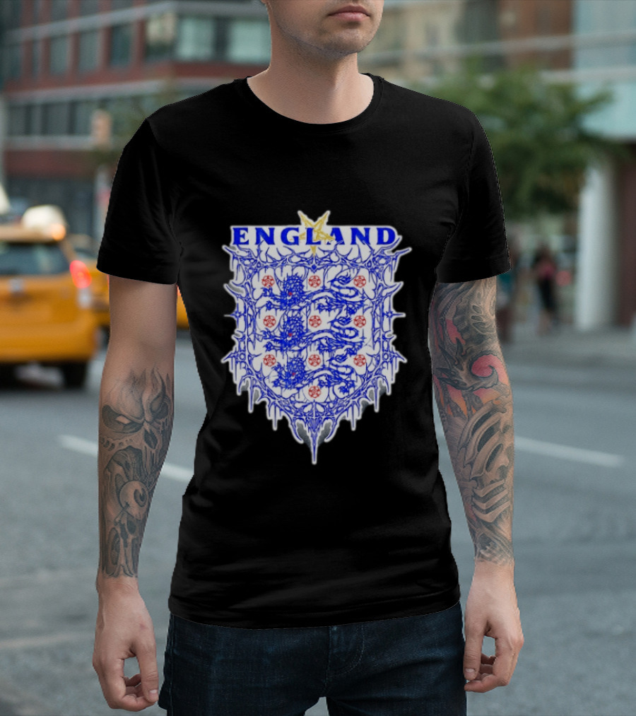 England Metal Crest Three Lions Emblem With Gothic Motif T-Shirt