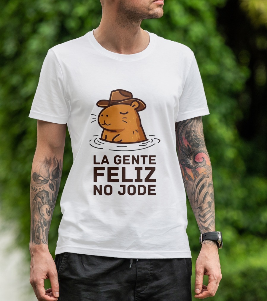 La Gente Feliz No Jode Capybara Cowboy Feliz Capibara Vaquero T-Shirt