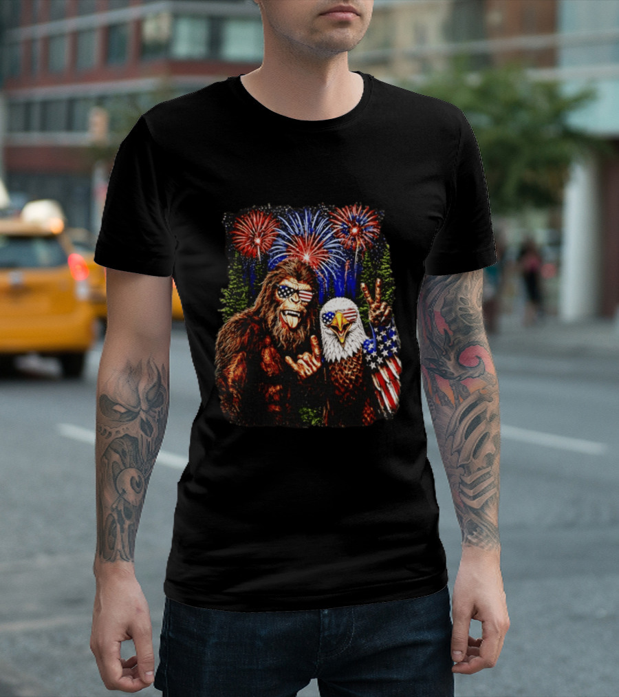 Bigfoot Bald Eagle 4th Of July Fireworks Celebration With American Flag Sunglasses T-Shirt