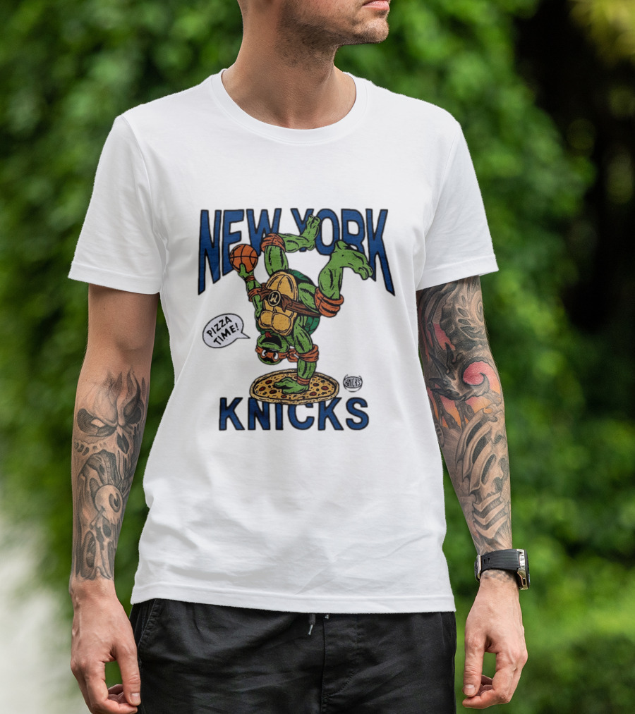New York Knicks Michelangelo TMNT Pizza Time Basketball Dunk T-Shirt