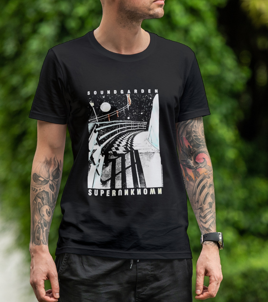 Soundgarden Superunknown Album Art Pathway Scene T-Shirt