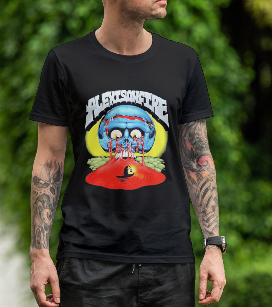Alexisonfire Skull Island Creepy Blue Skull With Red Eyes And Boat T-Shirt
