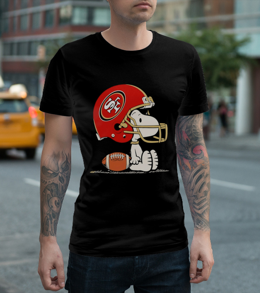 Snoopy San Francisco 49ers Football Helmet Peanuts NFL Collaboration T-Shirt