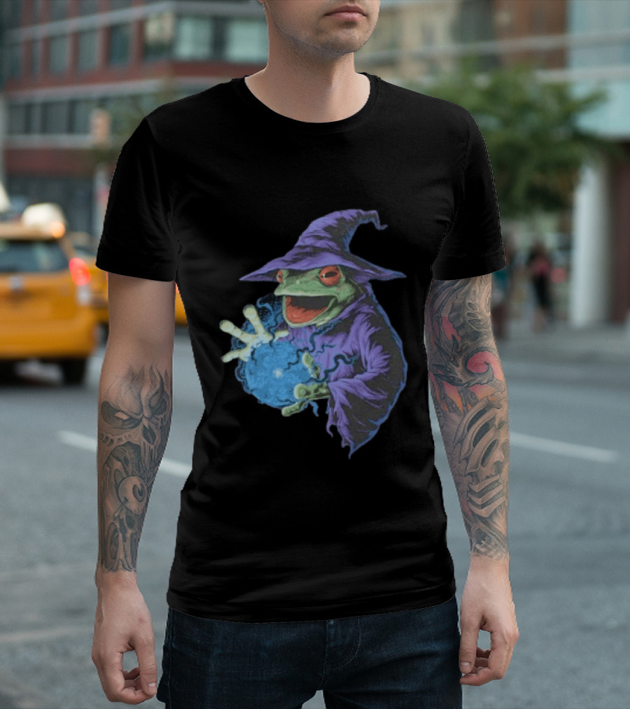 Wizard Frog In Purple Robe Casting Blue Magic Spell T-Shirt