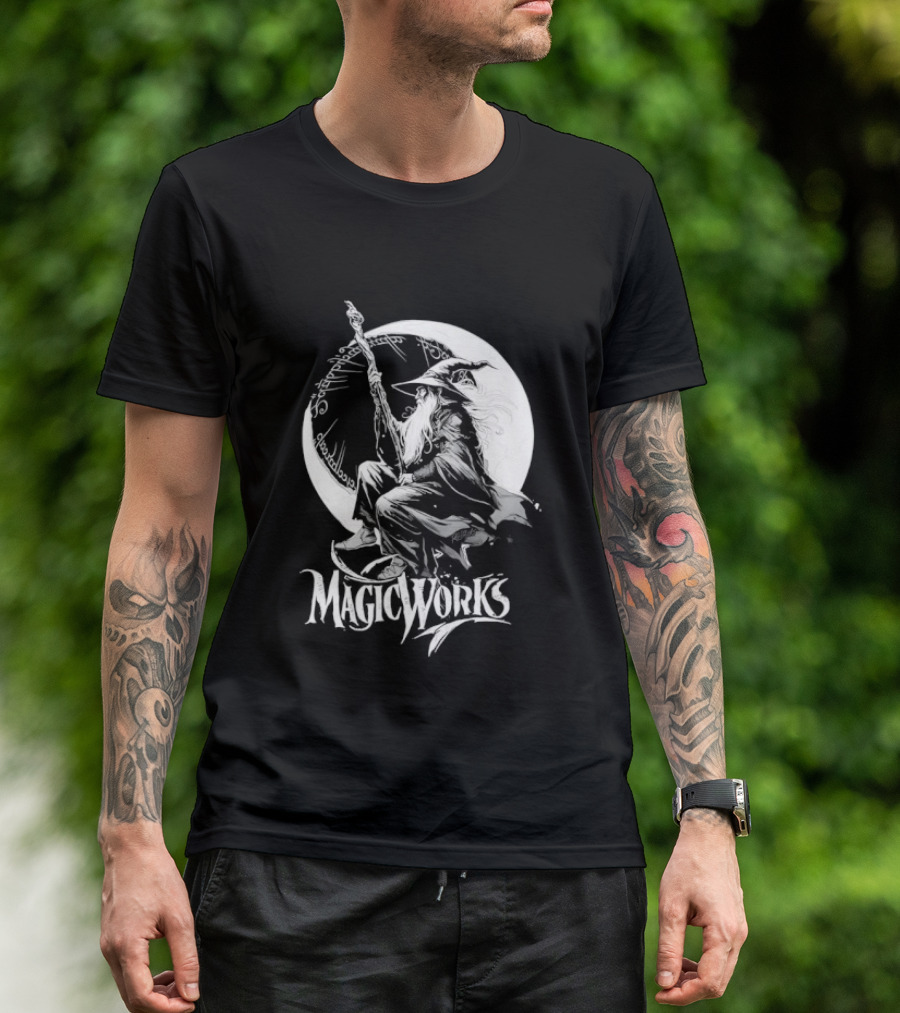 Gandalf Magic Works Lord Of The Rings Wizard Silhouette Moon T-Shirt