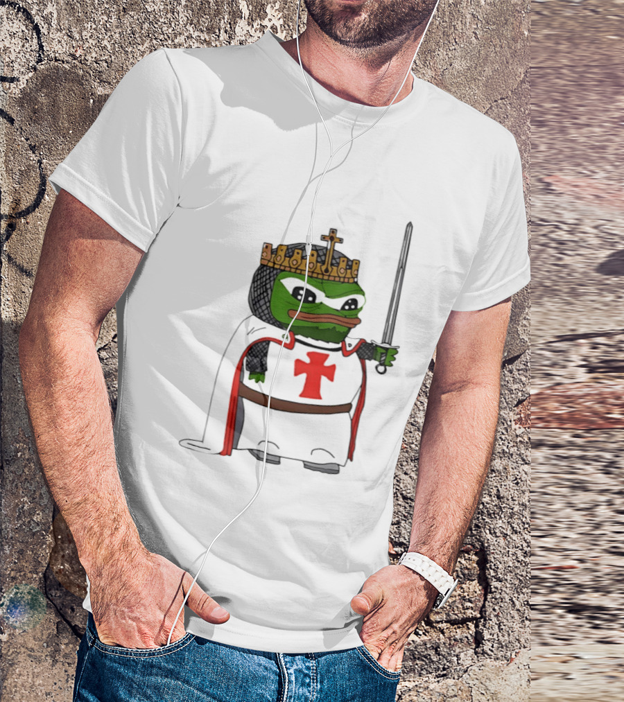 Pepe The Frog King Holding Sword Medieval Crusader Knight With Crown And Cape T-Shirt