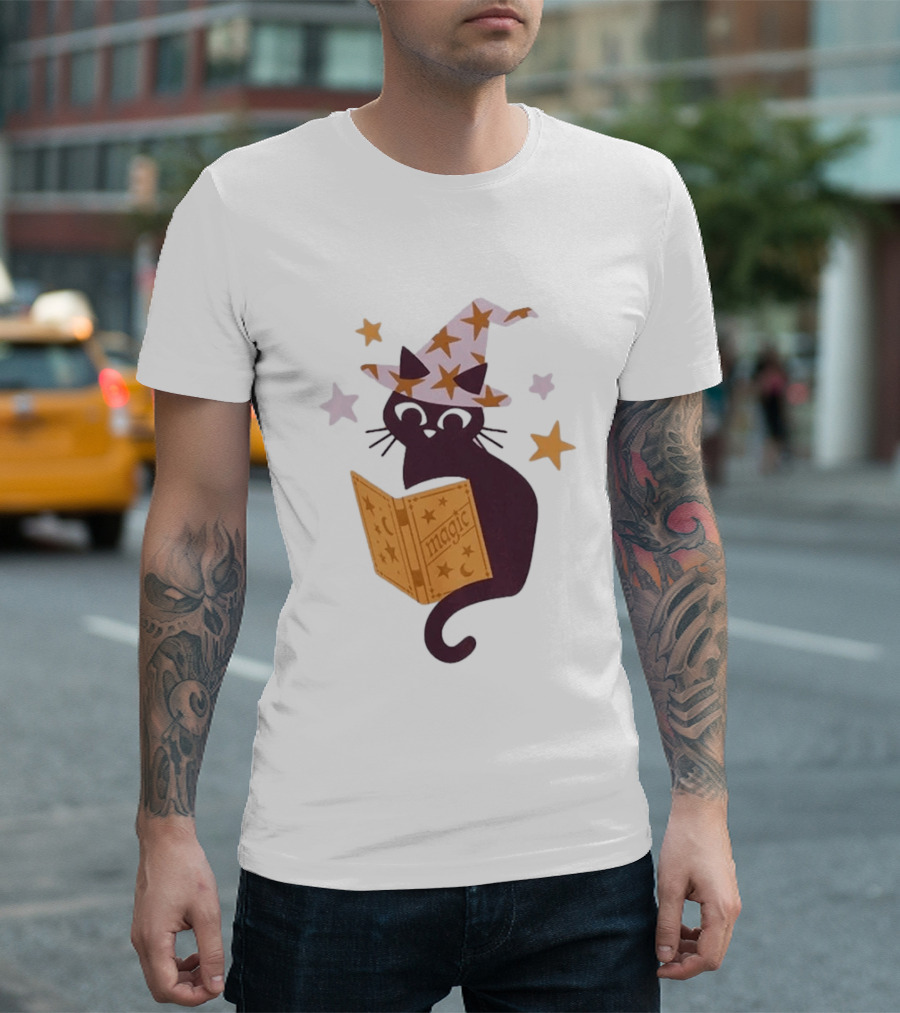 Magic Cat In Witch Hat Reading Spell Book With Stars T-Shirt