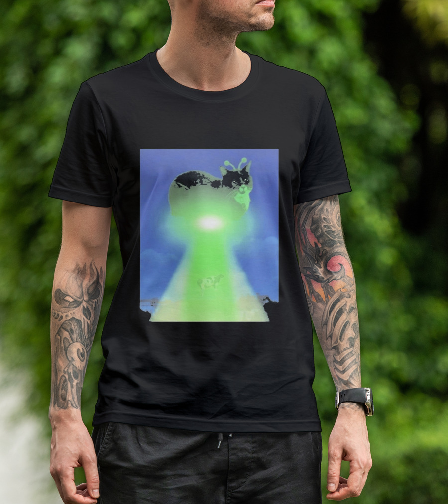 Alien Kitty UFO Beaming Cat Abduction With Tractor Beam And Cow T-Shirt