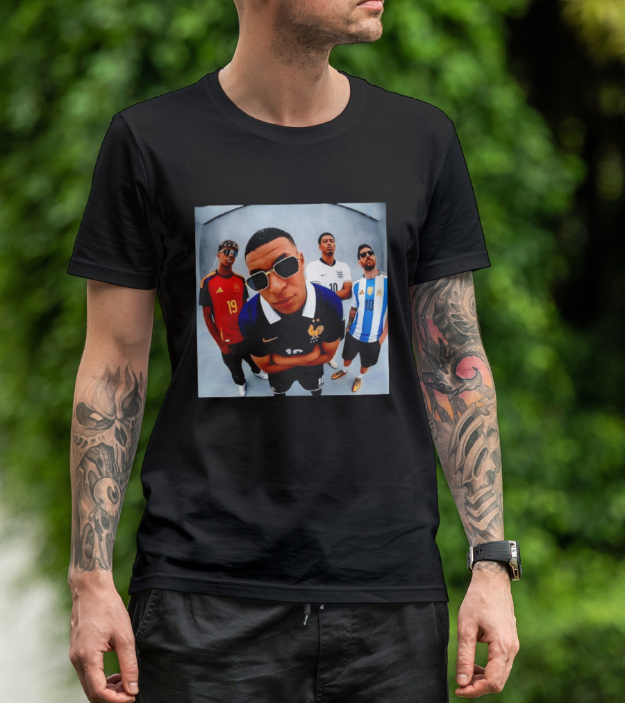 Kylian Mbappe Jude Bellingham Lionel Messi Football Stars Selfie Spain England Argentina France T-Shirt