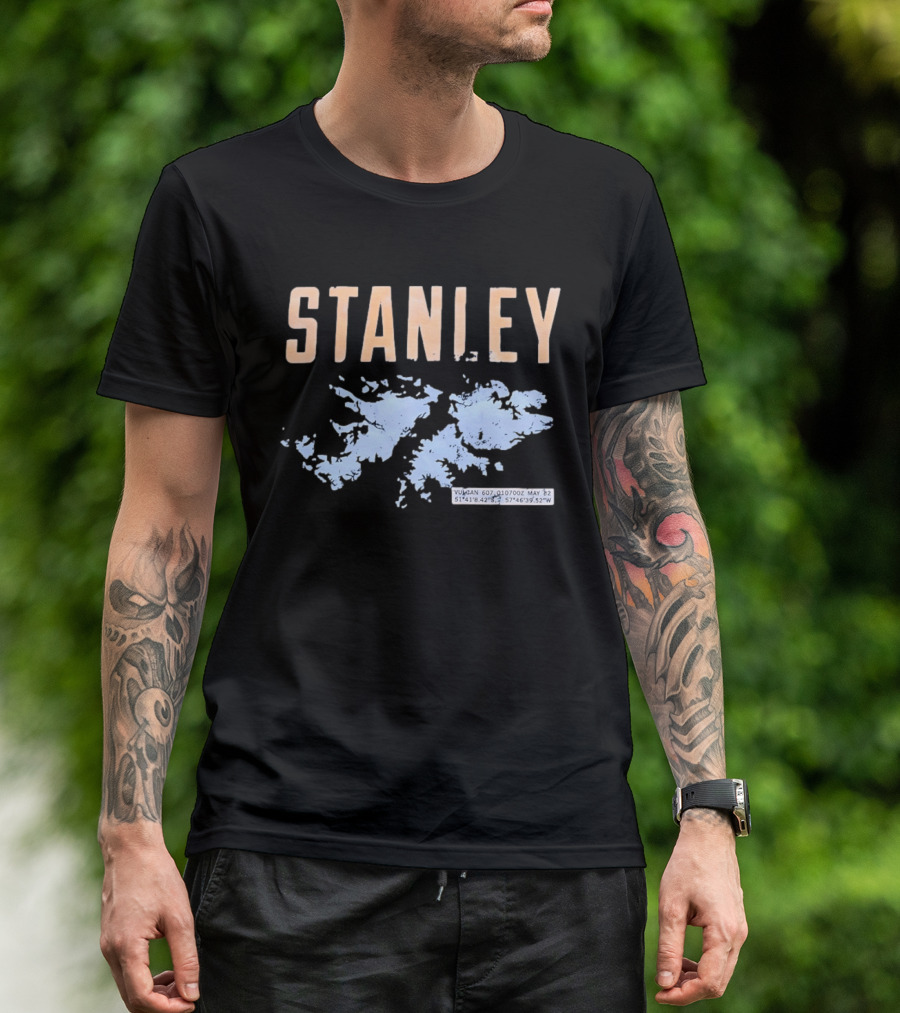 Stanley Falkland Islands Vulcan 607 May 82 Coordinates Operation Black Buck T-Shirt
