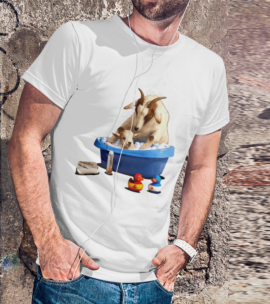 GOAT Bathtub Classico Messi Bathing Yamal T-Shirt