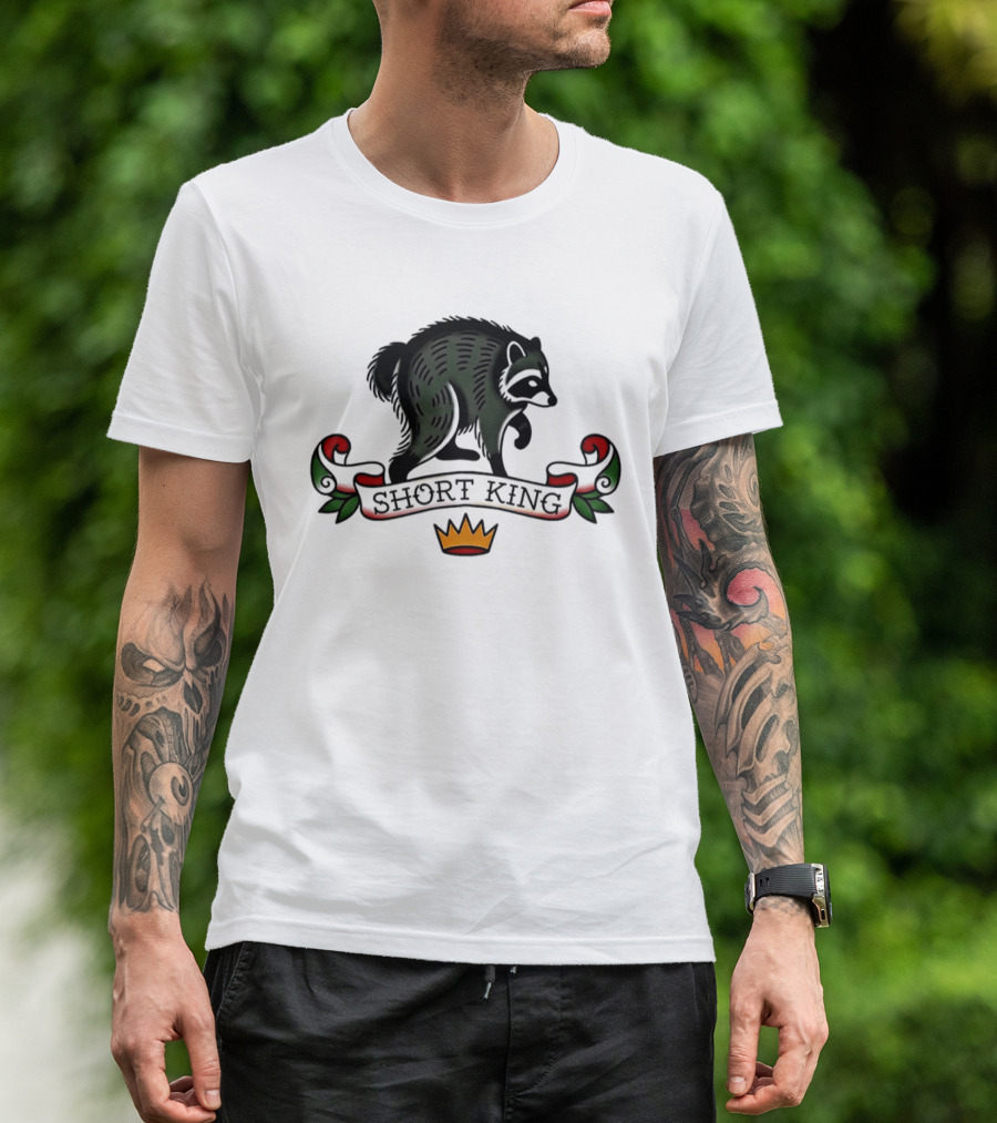 Short King Raccoon Traditional Tattoo T-Shirt