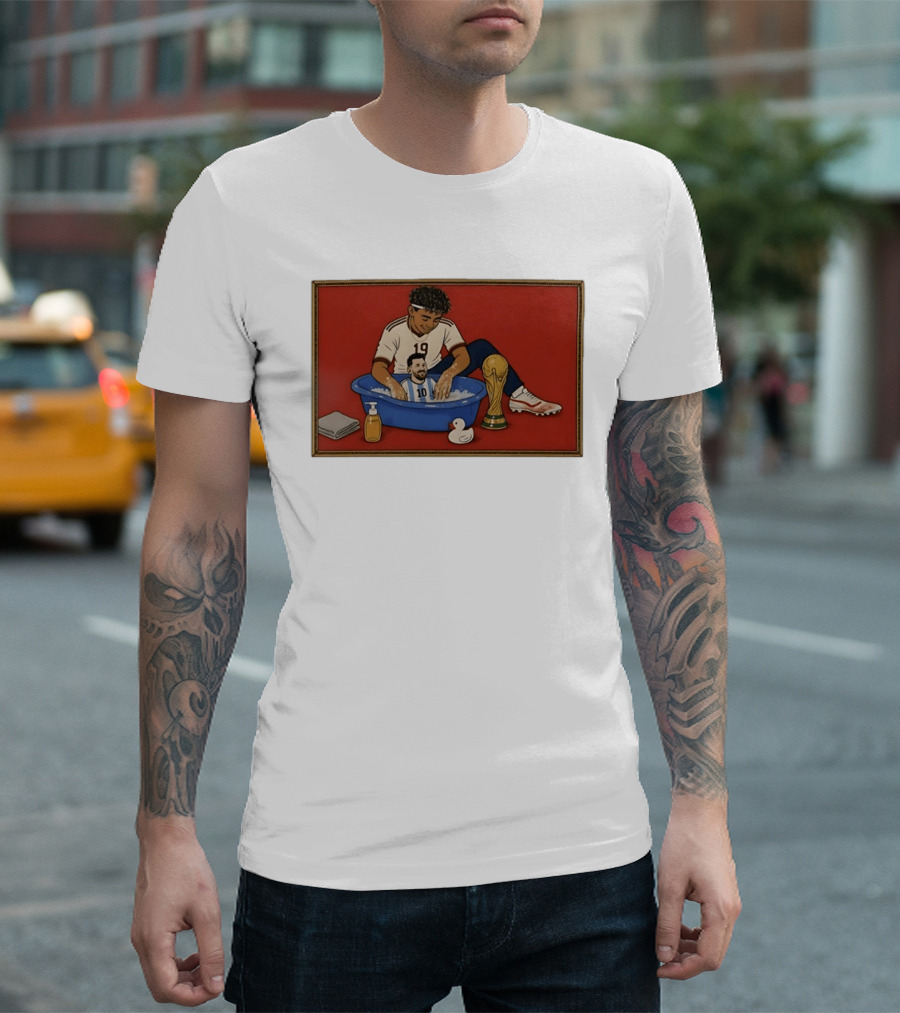 Yamal 19 Bathing Messi In Bathtub With World Cup Trophy T-Shirt