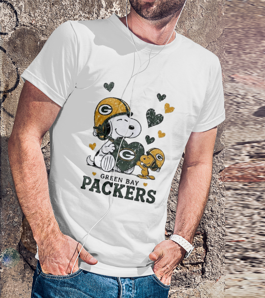 Green Bay Packers Snoopy Love Laughter Peanuts Hearts T-Shirt