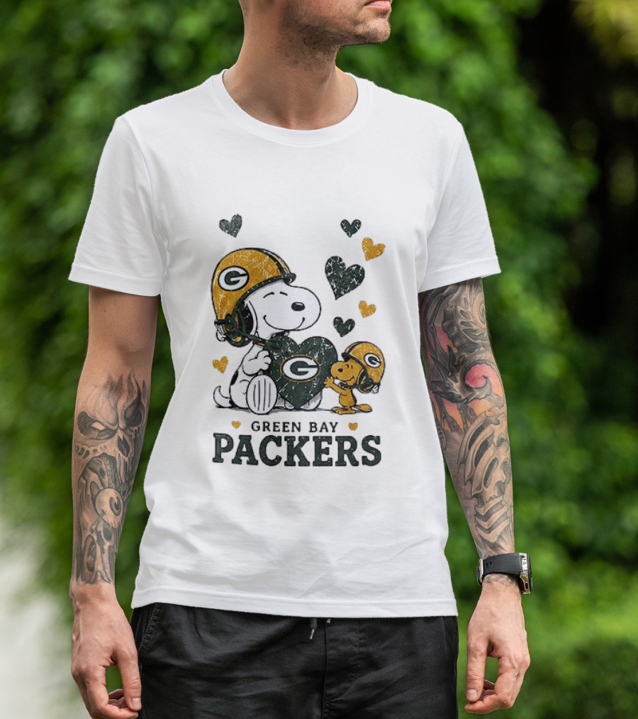 Green Bay Packers Snoopy Love Laughter Peanuts Hearts T-Shirt