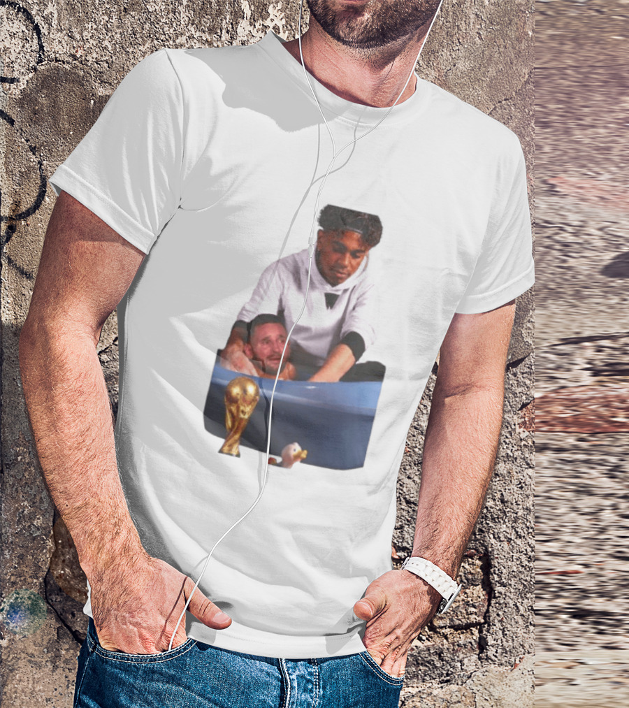 Lamine Yamal Lionel Messi Bathtub Meme World Cup Trophy T-Shirt