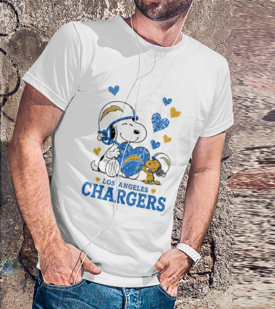 Los Angeles Chargers Peanuts Snoopy Love Laughter T-Shirt