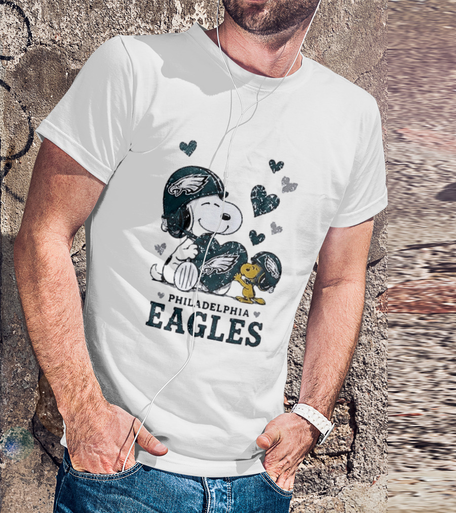 Philadelphia Eagles Snoopy Woodstock Love Hearts Collaboration T-Shirt
