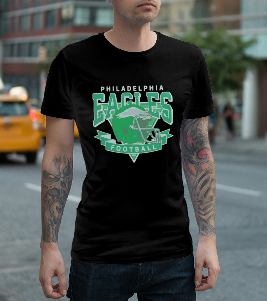 Philadelphia Eagles Helmet Vintage Style Football Fan Gear T-Shirt