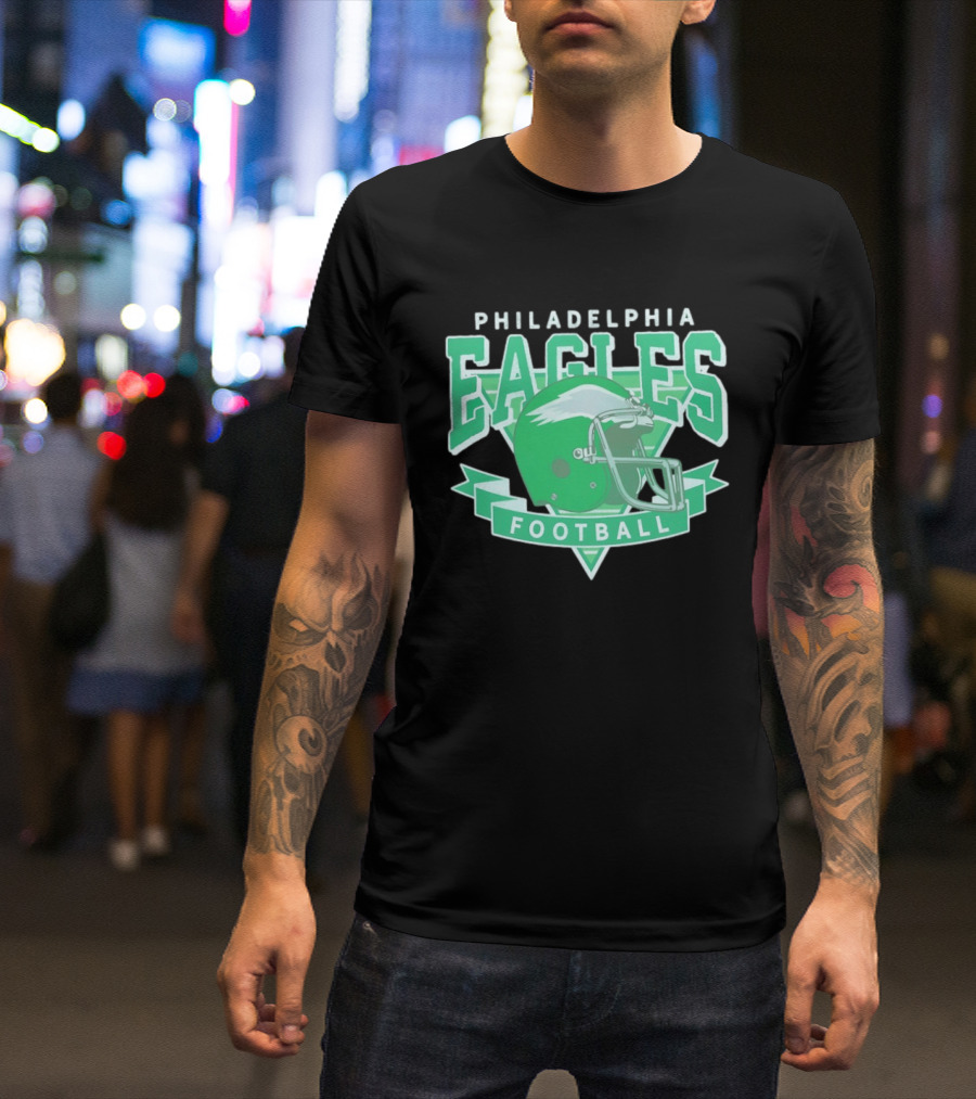 Philadelphia Eagles Helmet Vintage Style Football Fan Gear T-Shirt