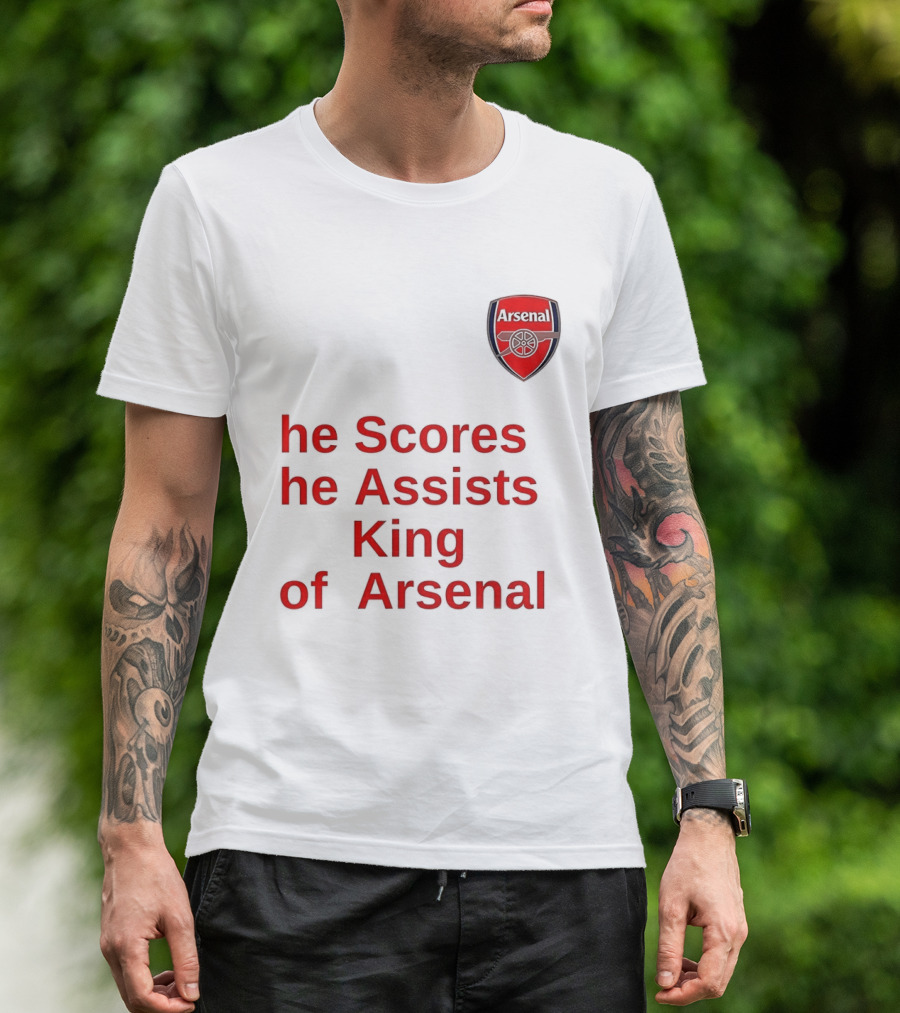 B﻿ukayo Saka He Scores He Assists King Of Arsenal T-Shirt