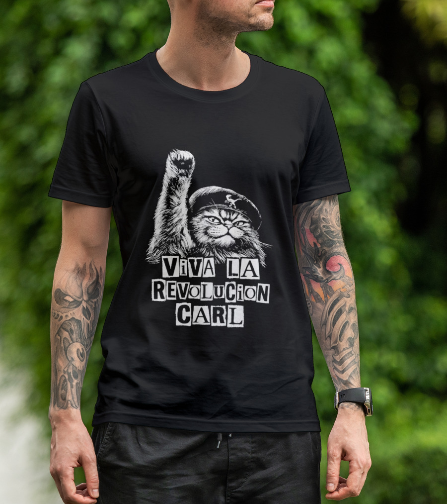 Viva La Revolucion Carl Cat Dungeon Crawler Carl T-Shirt
