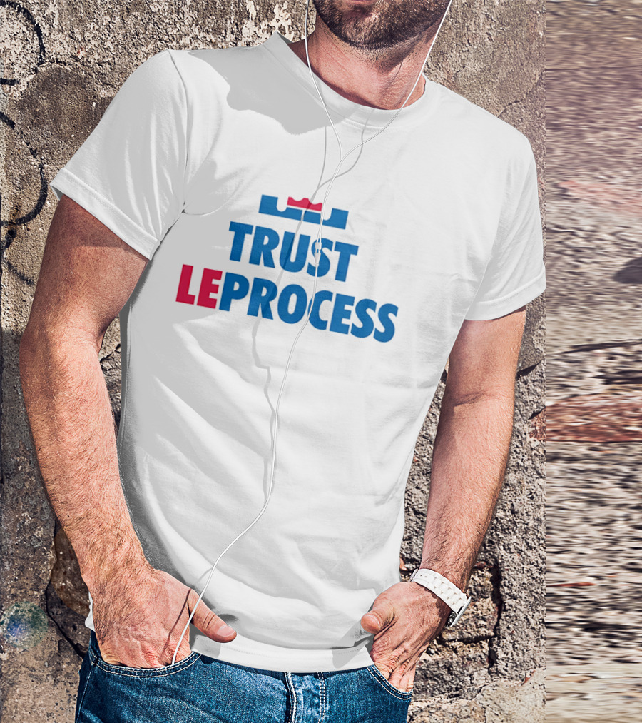 Trust Le Process Basketball Crown Symbol Blue Red T-Shirt