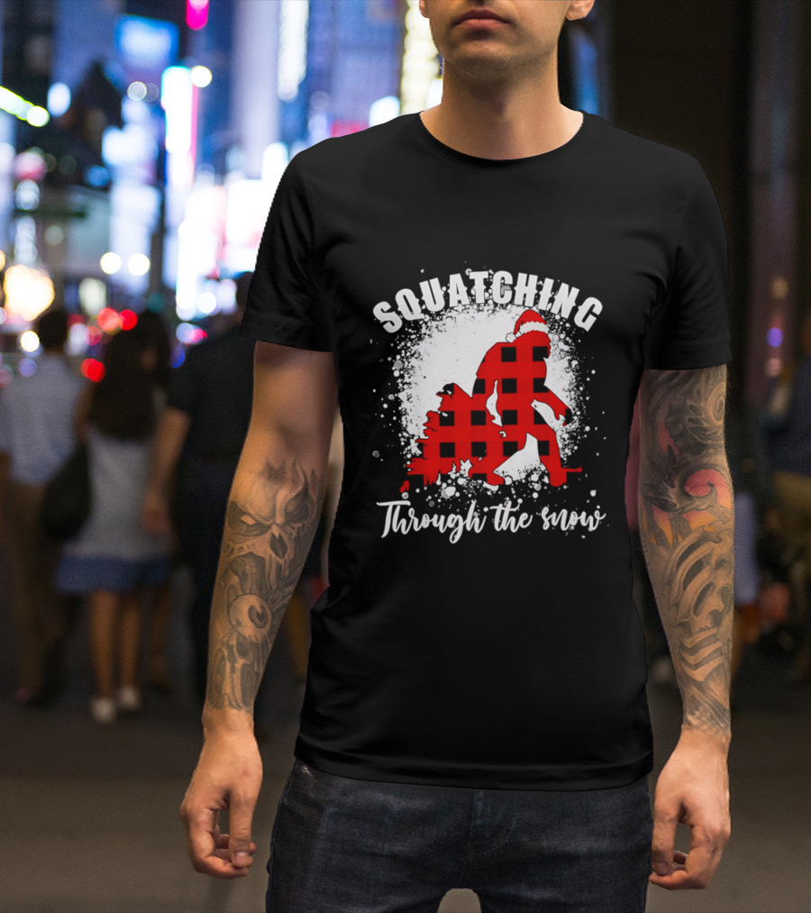 Squatching Through The Snow Bigfoot Santa Hat Christmas T-Shirt