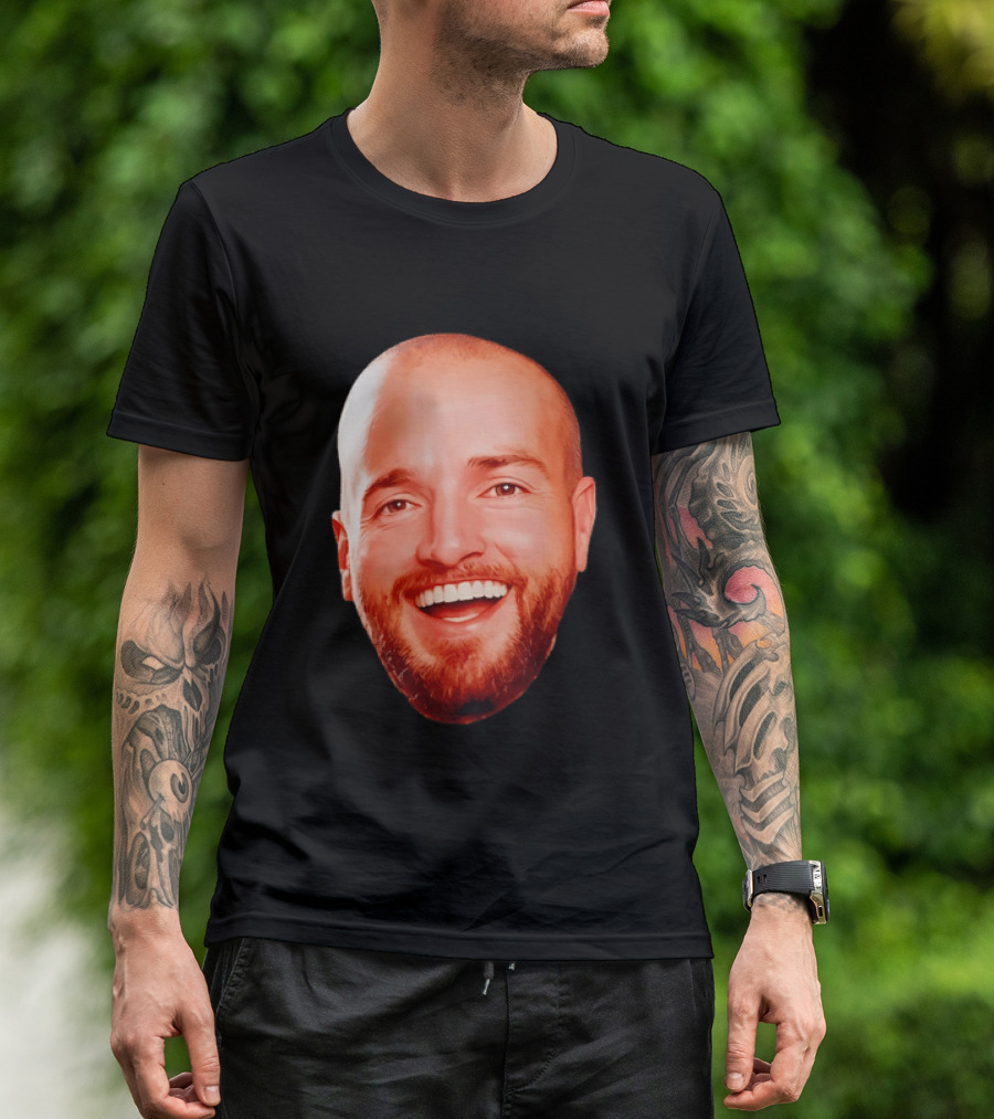 The Smiling Man Happy Face Bold Expression T-Shirt