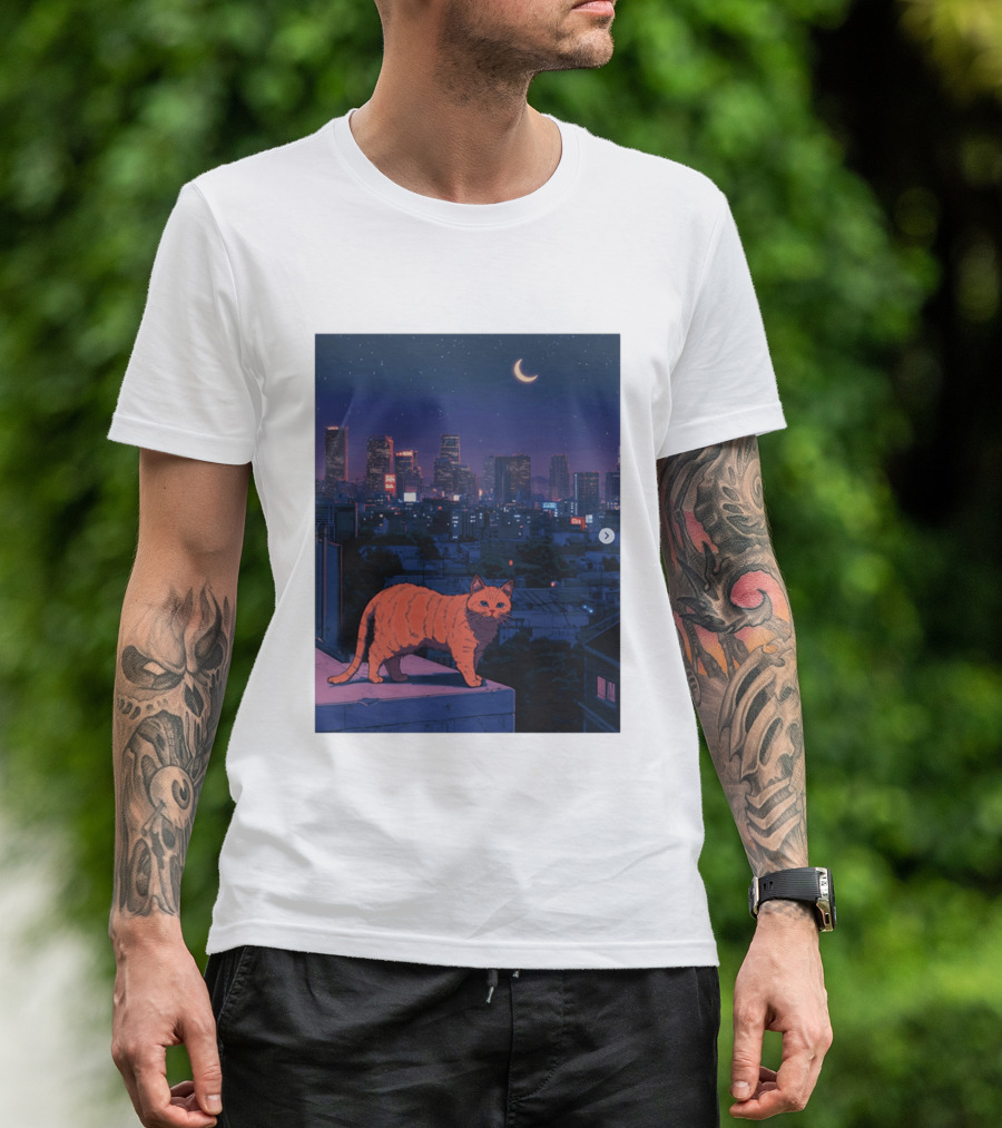 Orange Tabby Cat Under Night Sky Overlooking City Skyline With Crescent Moon T-Shirt