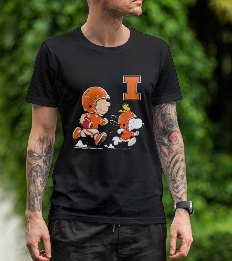 Charlie Brown Snoopy Football Running Letter I Peanuts T-Shirt