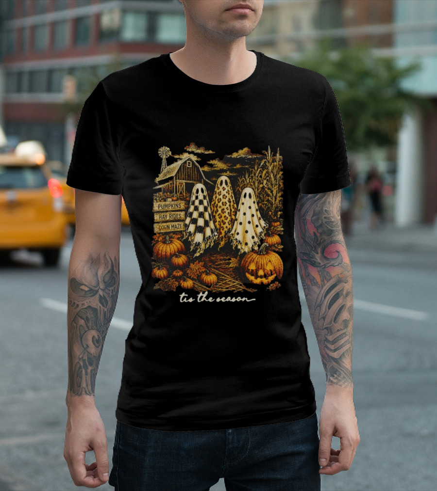 Tis The Season Halloween Ghosts Trio Pumpkins Hay Rides Corn Maze Spooky Autumn T-Shirt