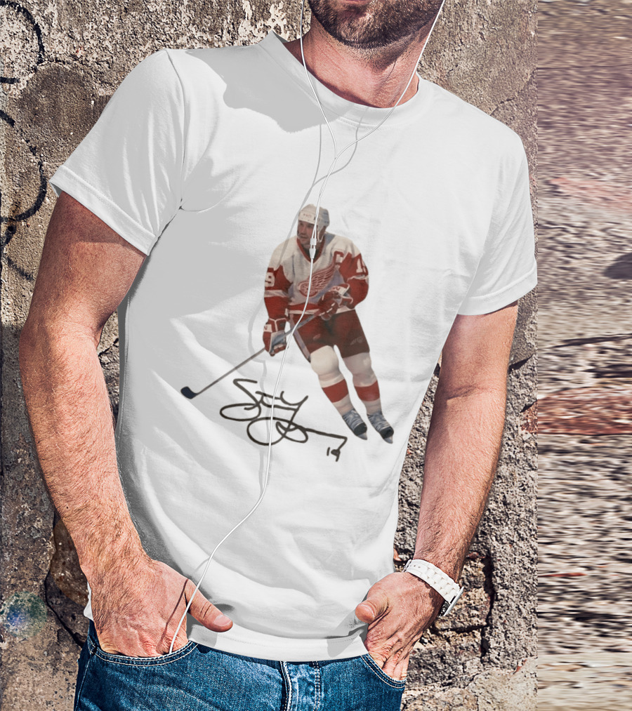 Steve Yzerman Detroit Red Wings Captain 19 Hockey Legend T-Shirt