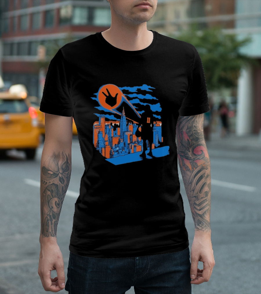 New York Knicks Jalen Brunson NYC Skyline Hero Hand T-Shirt