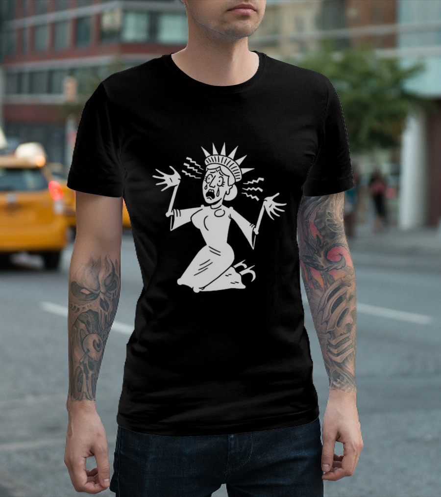 Lady Liberty Patriotic Panic Cartoon Sketch Yankee Doodle Distress T-Shirt