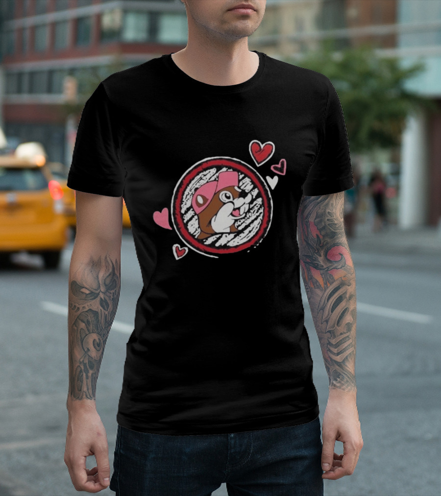 Buc Ee's Valentine's Beaver With Hearts And Cap T-Shirt