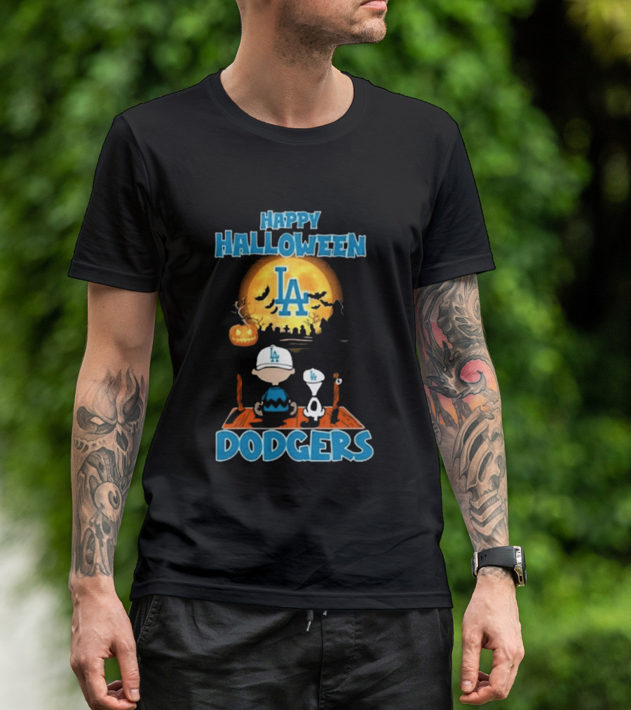 Happy Halloween Los Angeles Dodgers Peanuts Snoopy Charlie Brown T-Shirt
