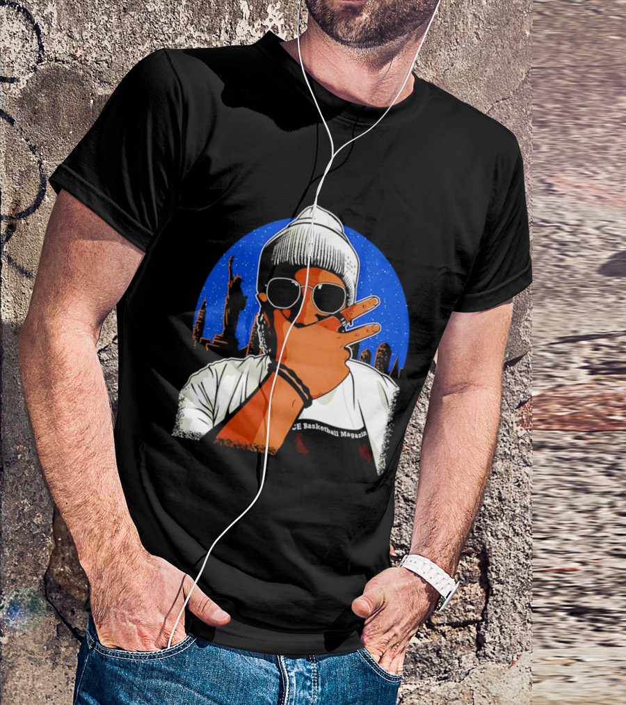 CE Basketball Magazin NYC Skyline Statue Of Liberty Statue Peace Sign T-Shirt