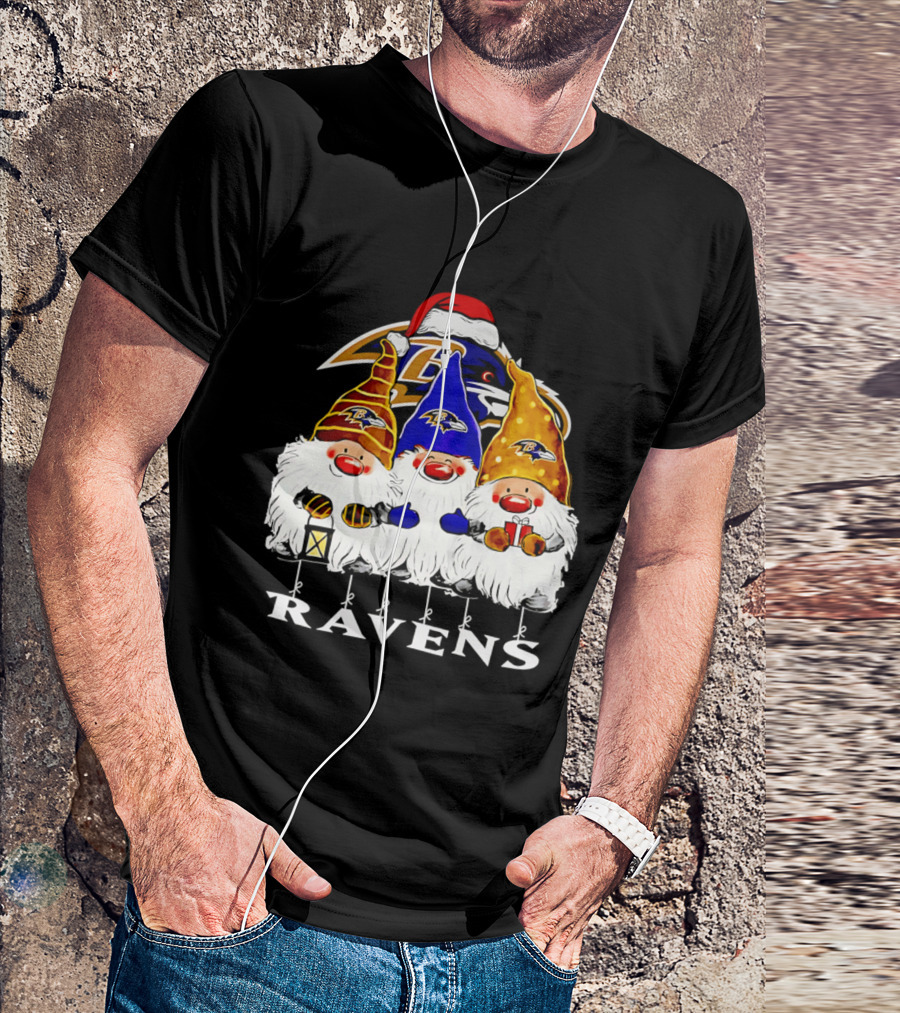 Gnomes Baltimore Ravens Christmas T-Shirt