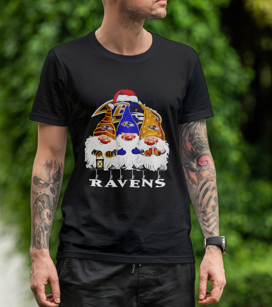 Gnomes Baltimore Ravens Christmas T-Shirt