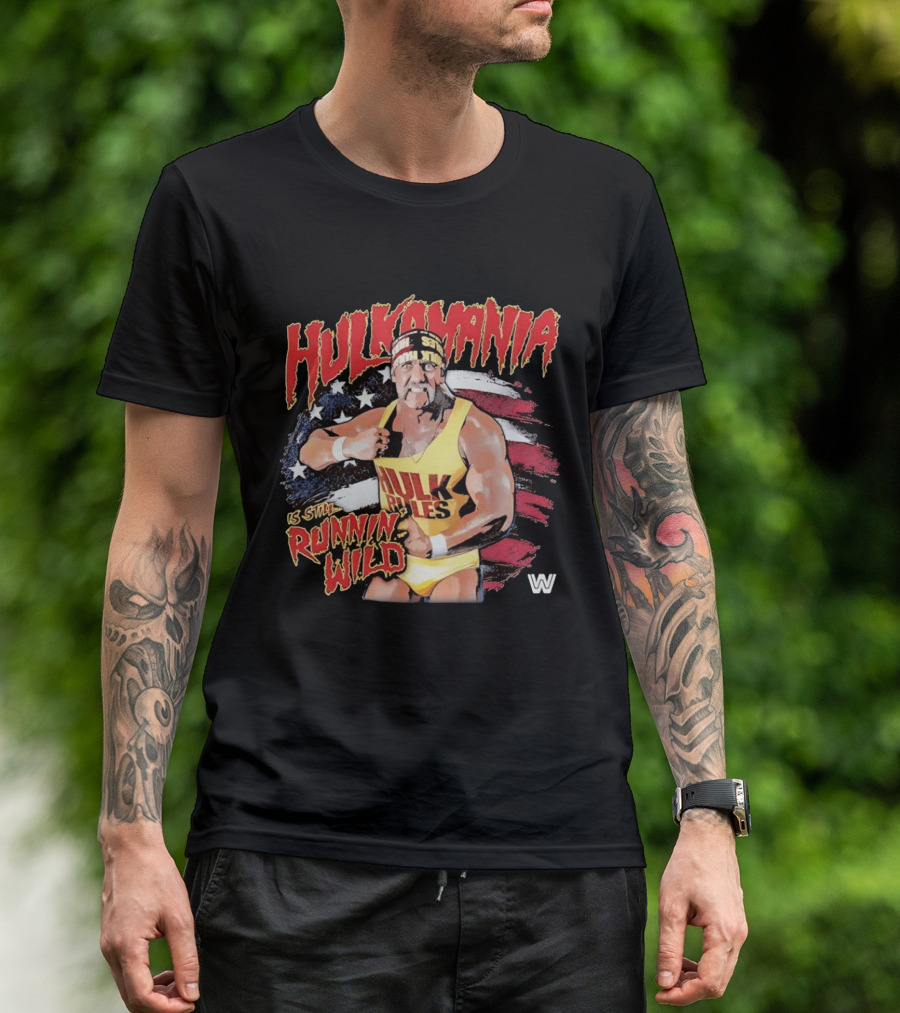 Hulk Hogan Hulkamania Runnin Wild American Flag WWE T-Shirt