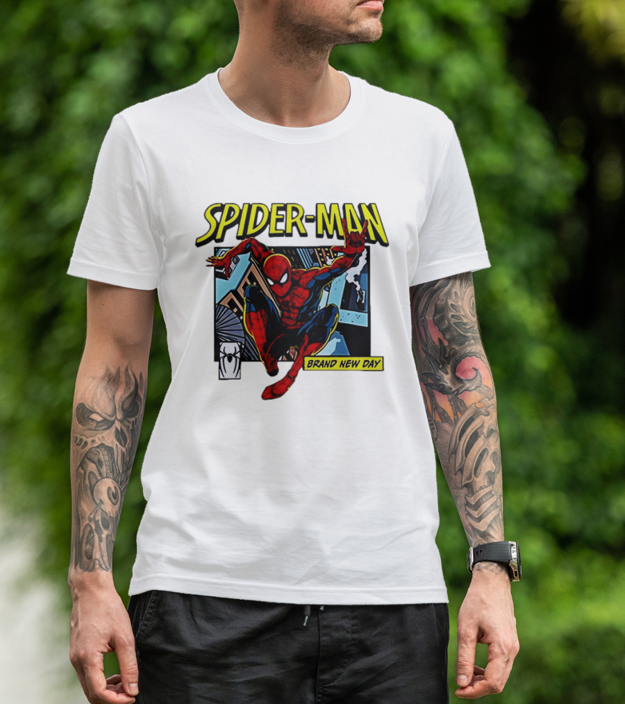 Spider Man Brand New Day Iconic Comic Style Swinging Action T-Shirt
