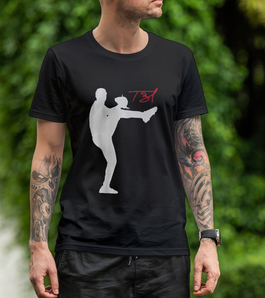 T61 Tarik Skubal Pitching Pose Los Angeles T-Shirt