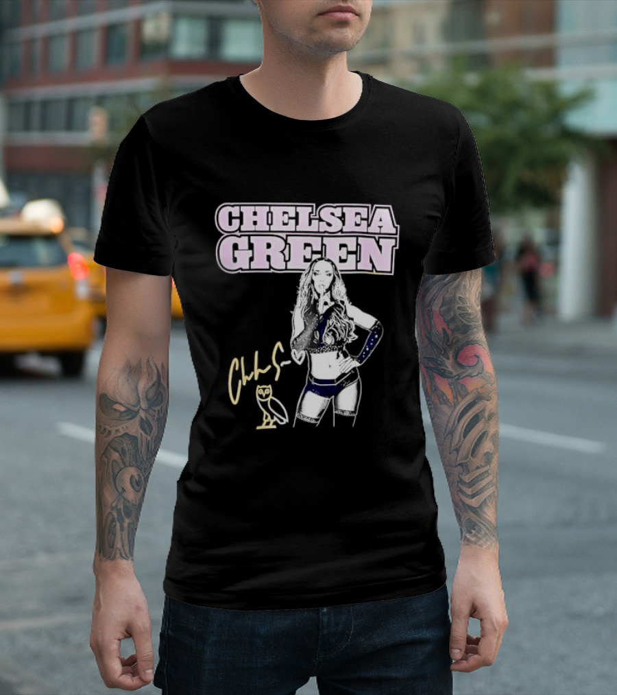 Chelsea Green Wrestling Owl Gesture Signature T-Shirt