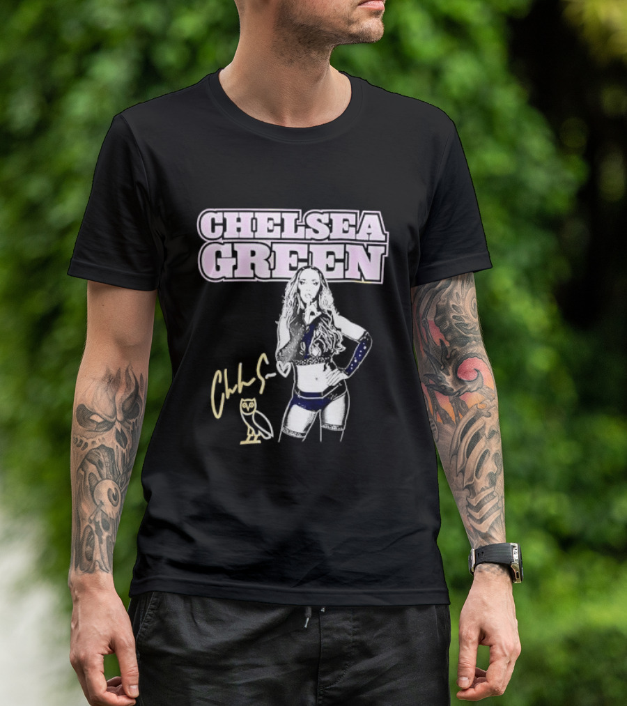 Chelsea Green Wrestling Owl Gesture Signature T-Shirt