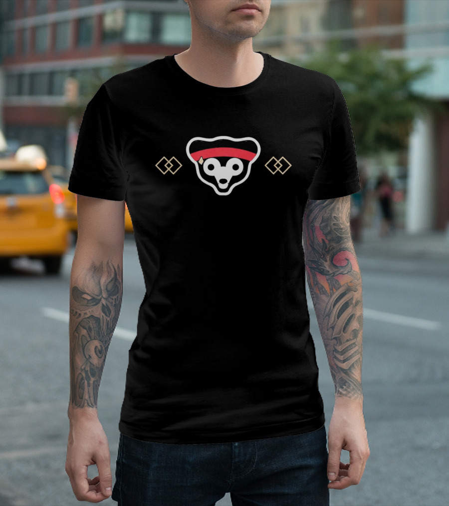Cubs Race To Wrigley Bear Headband T-Shirt