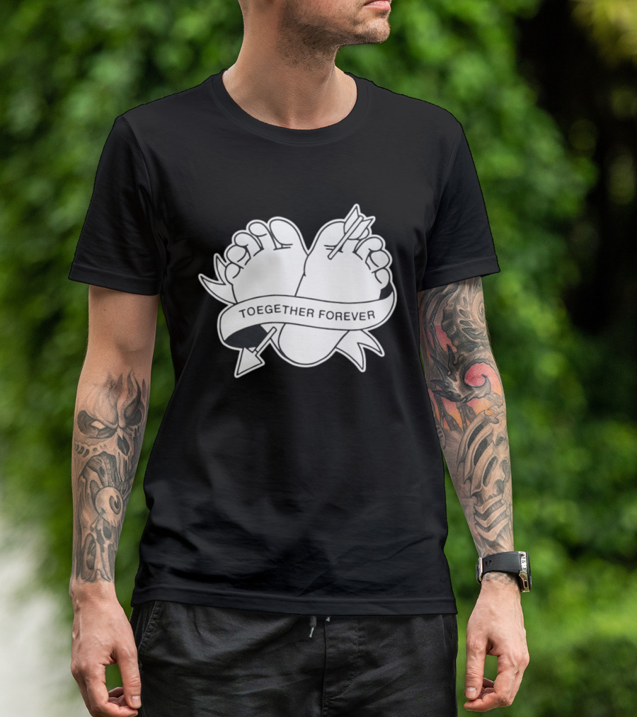 Cupid's Piercing Toegther Forever Two Feet Arrow Heart Ribbon T-Shirt