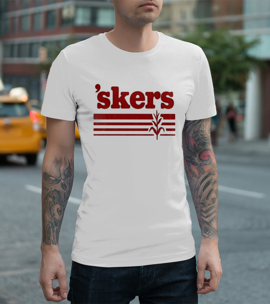 Skers Nebraska Cornhuskers Text Red Lines T-Shirt