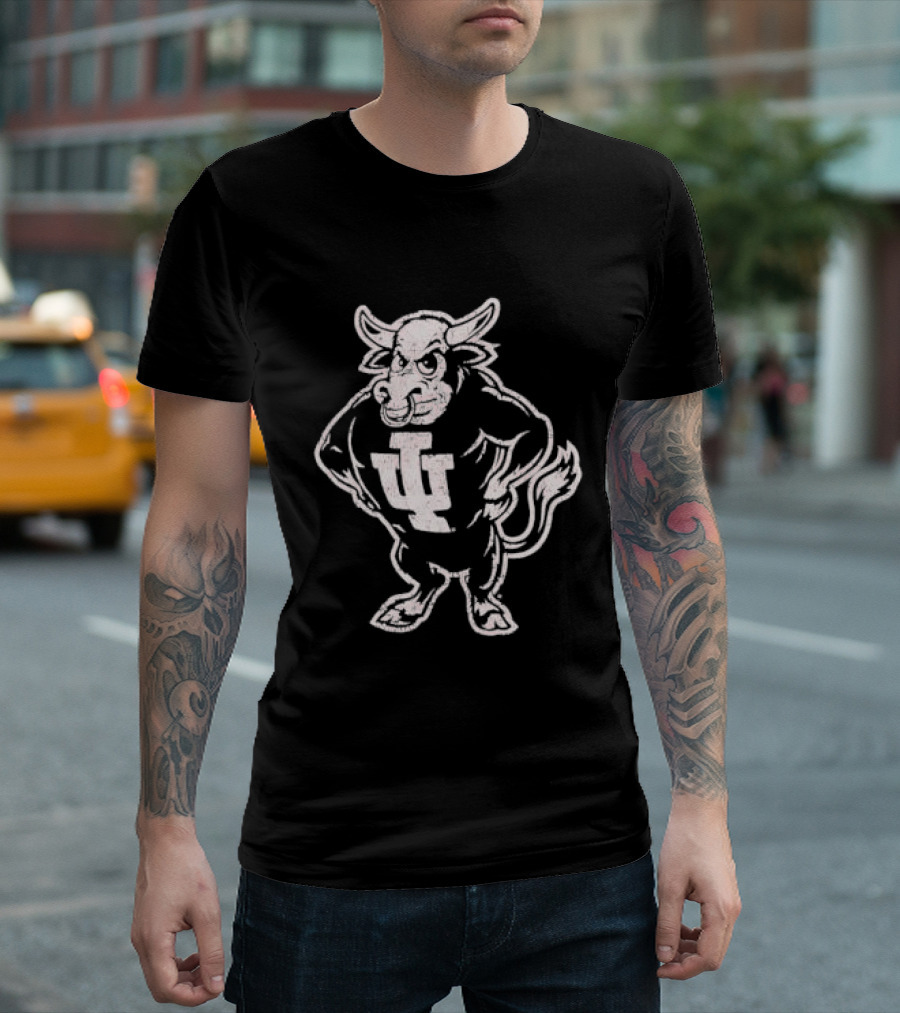 Indiana Hoosiers NCAA Vintage Style Distressed Muscular Bull T-Shirt